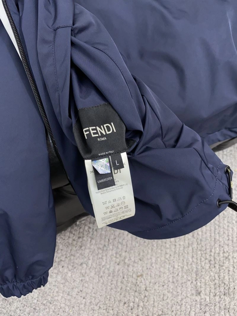 Fendi Outwear Comfortable 121529