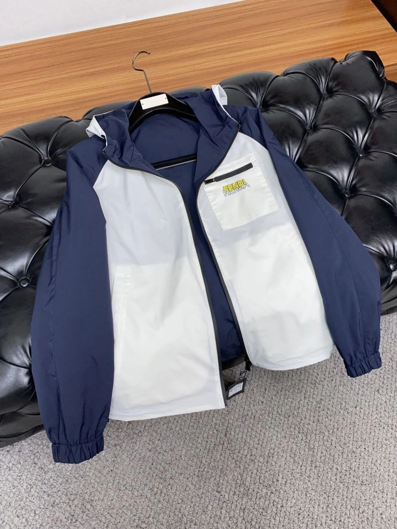Fendi Outwear Comfortable 121529