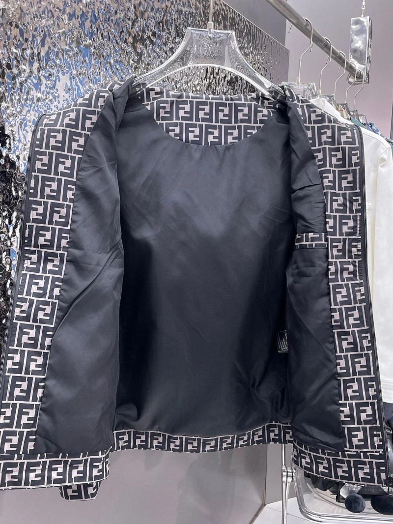 Fendi Outwear Trendsetting 121552