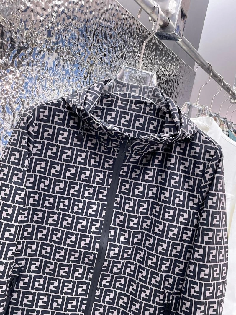 Fendi Outwear Trendsetting 121552