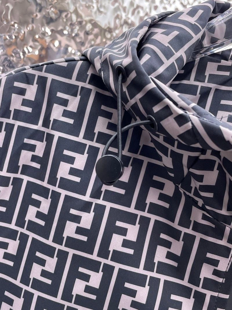 Fendi Outwear Trendsetting 121552