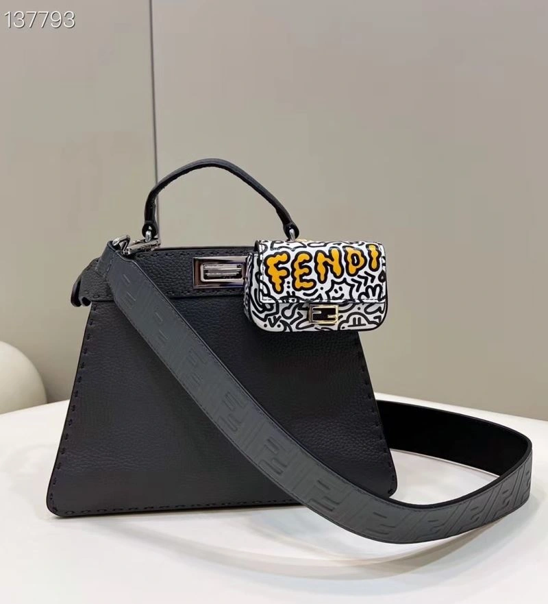 Premium Fendi Peekaboo Bags 72929