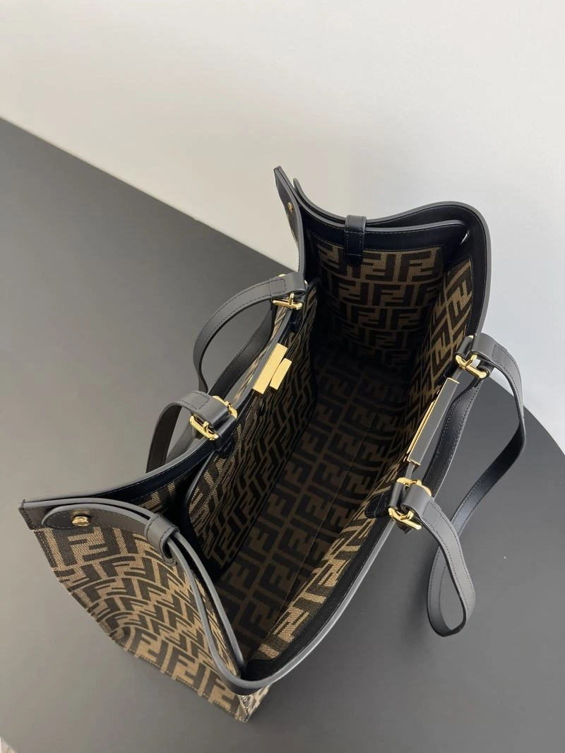 Fendi Peekaboo Bags Effortless 72925