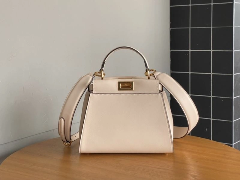 Efficient Fendi Peekaboo Bags 72952