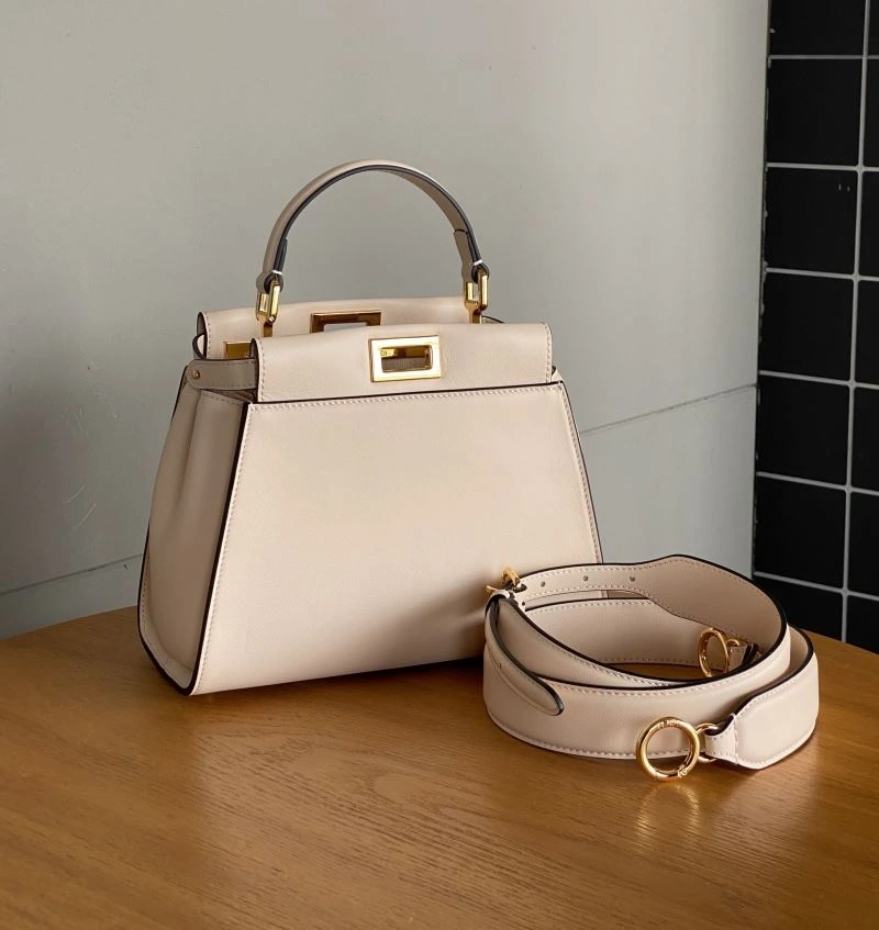 Efficient Fendi Peekaboo Bags 72952