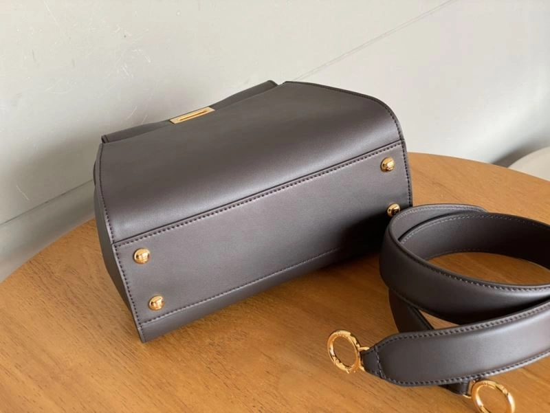 Contemporary Fendi Peekaboo Bags 72922