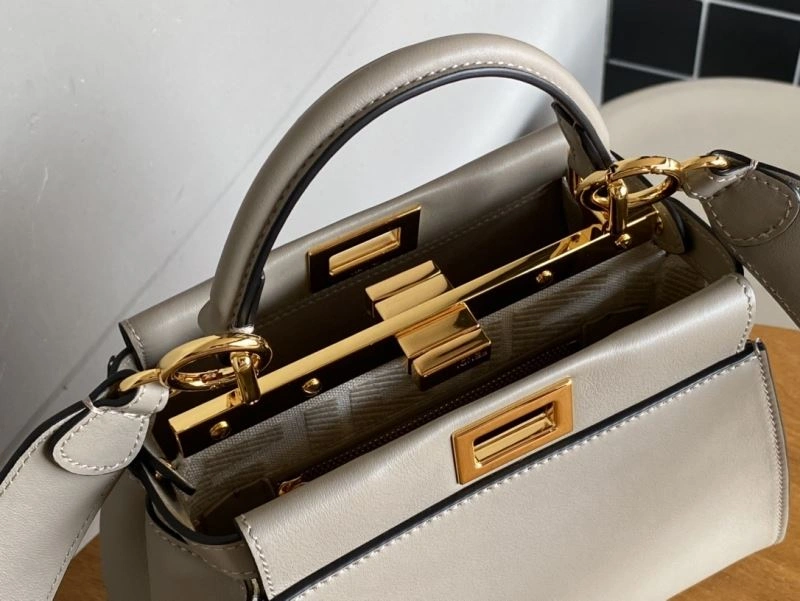 Trendsetting Fendi Peekaboo Bags 72941