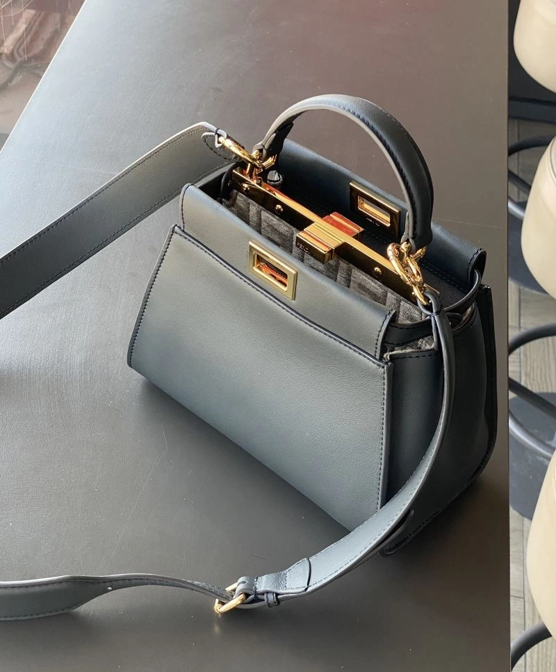 Fashionable Fendi Peekaboo Bags 72911