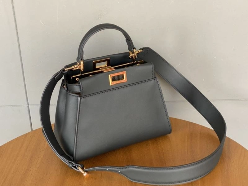 Tailored Fendi Peekaboo Bags 72910