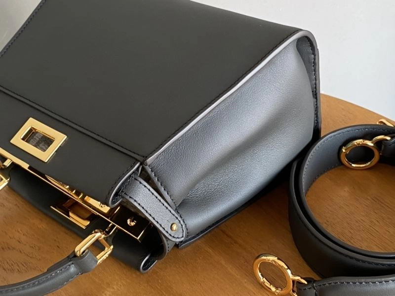 Tailored Fendi Peekaboo Bags 72910