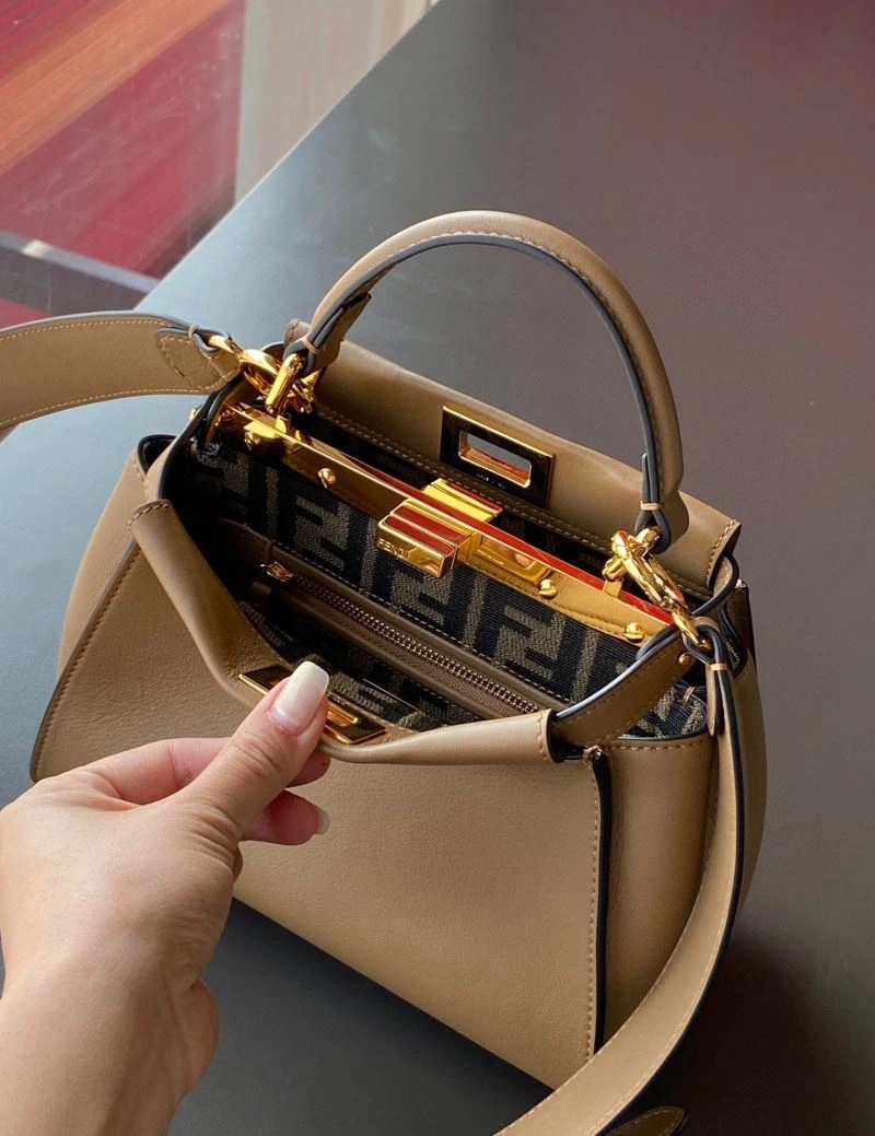 Contemporary Fendi Peekaboo Bags 72913