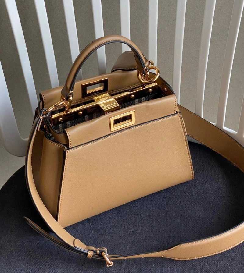 Contemporary Fendi Peekaboo Bags 72913
