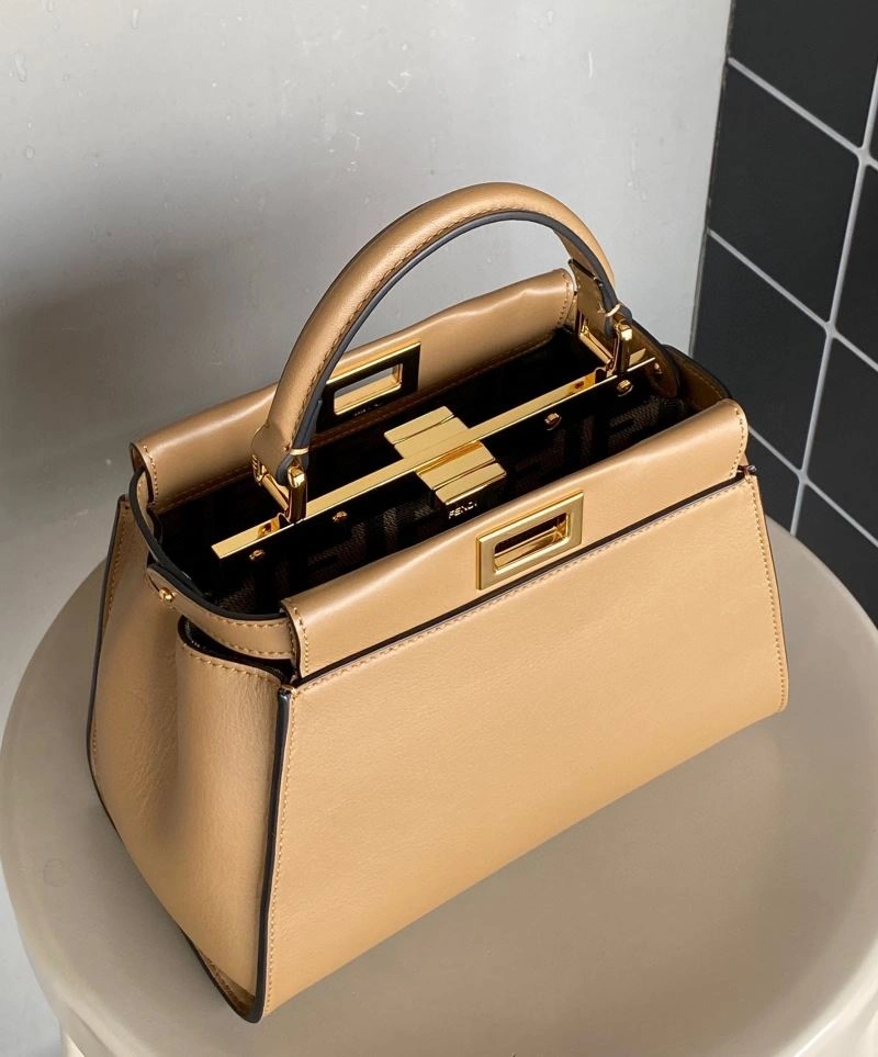 Contemporary Fendi Peekaboo Bags 72913