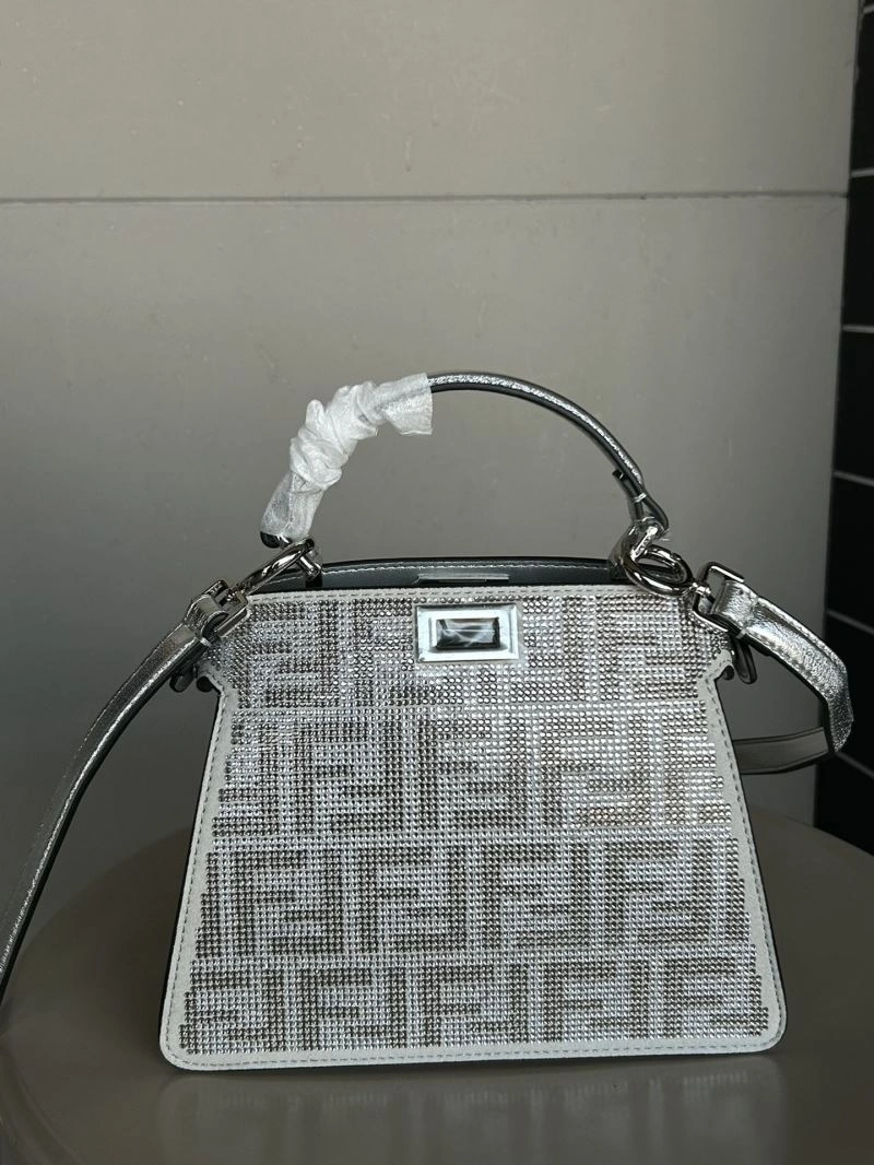 Fendi Peekaboo Bags Supportive 72944