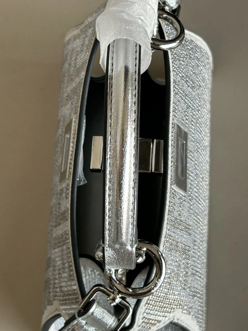 Fendi Peekaboo Bags Supportive 72944