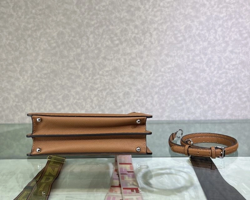 RelaxedFit Fendi Peekaboo Bags 72959