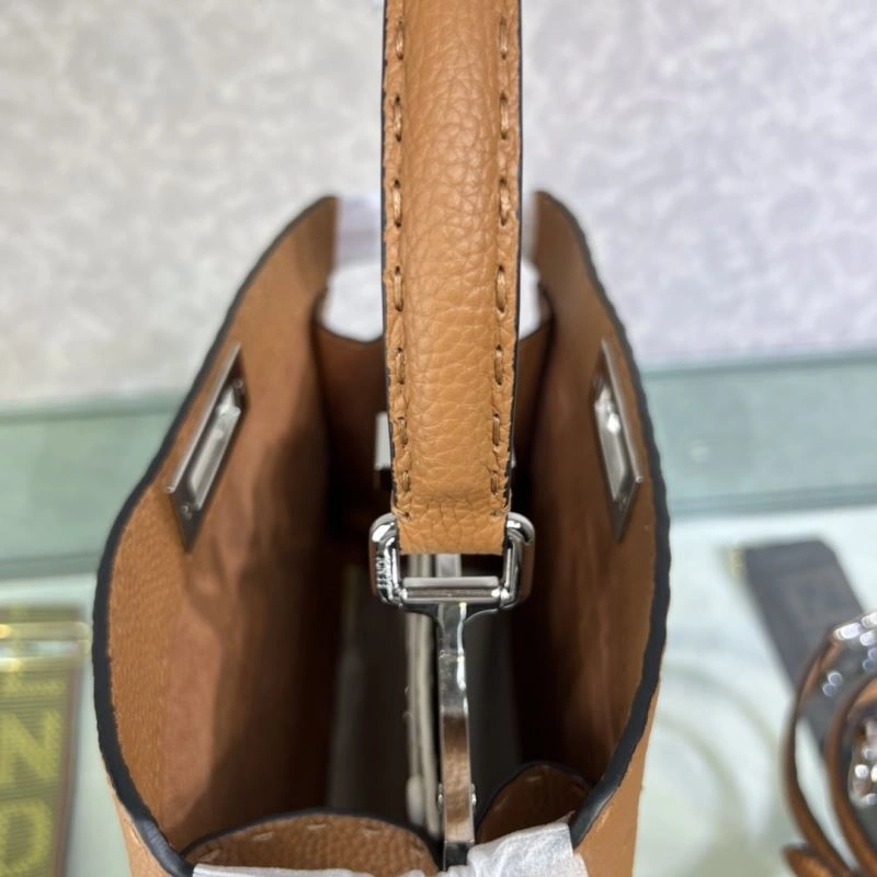 RelaxedFit Fendi Peekaboo Bags 72959