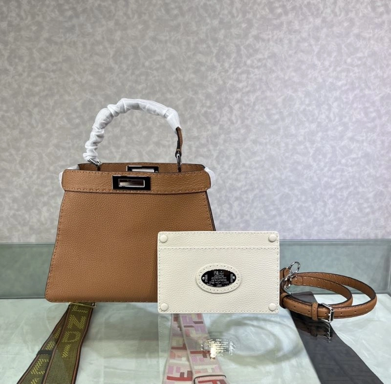 RelaxedFit Fendi Peekaboo Bags 72959