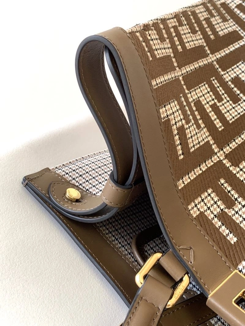 Functional Fendi Peekaboo Bags 72902