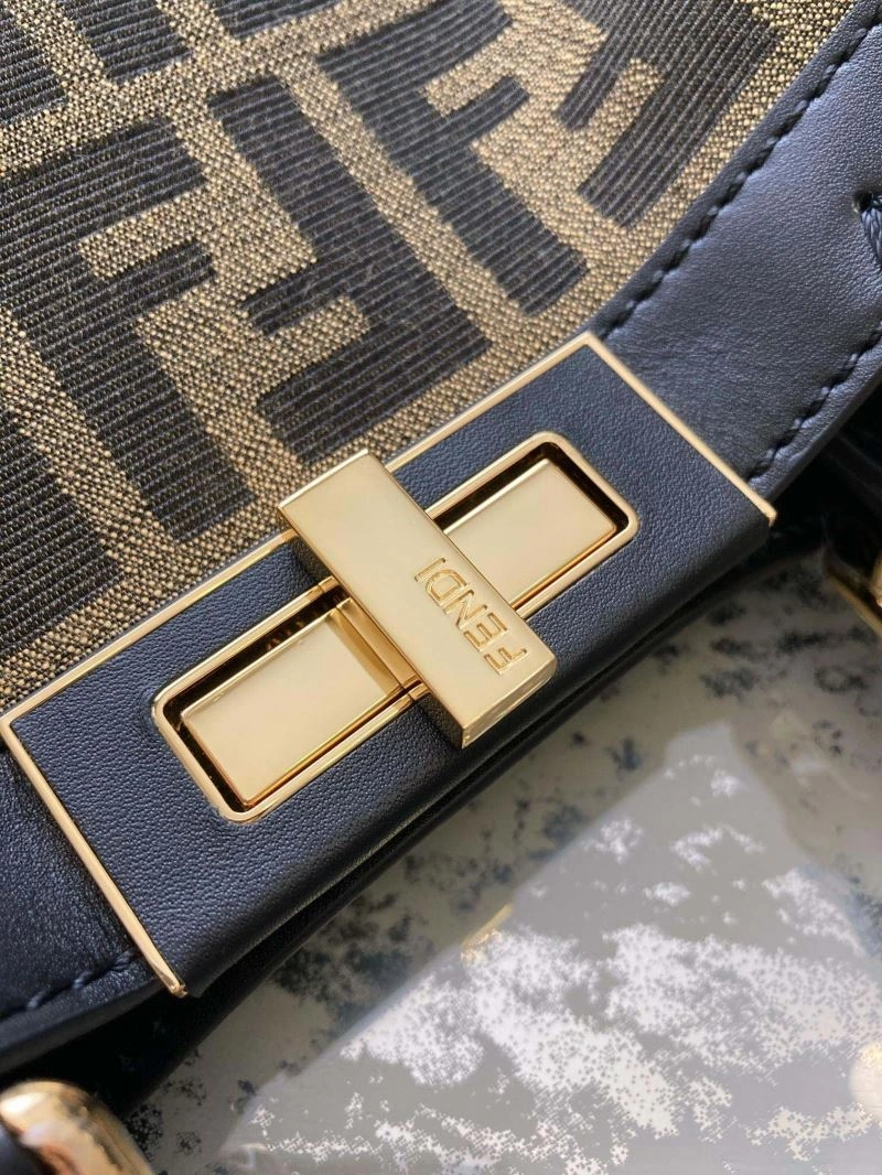 Breathable Fendi Peekaboo Bags 72903