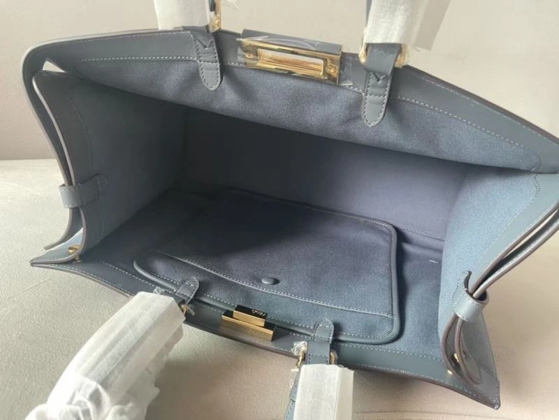 Fendi Peekaboo Bags SmartChoice 72901