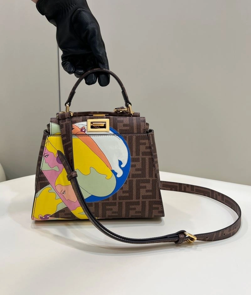 Fendi Peekaboo Bags Classic 72930