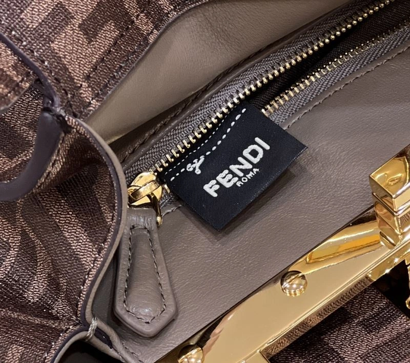 Fendi Peekaboo Bags Classic 72930