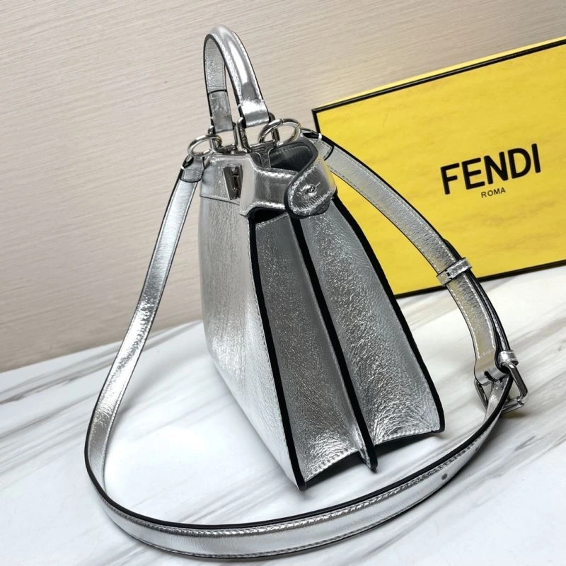 Fendi Peekaboo Bags TimelessDesign 72917