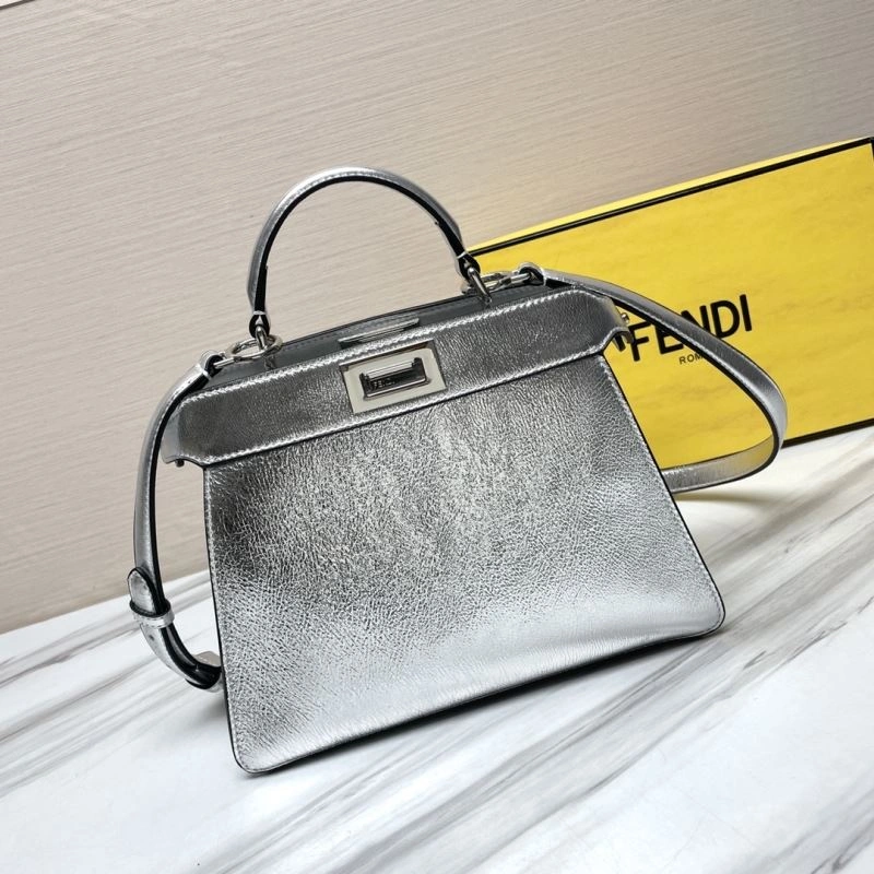 Fendi Peekaboo Bags TimelessDesign 72917