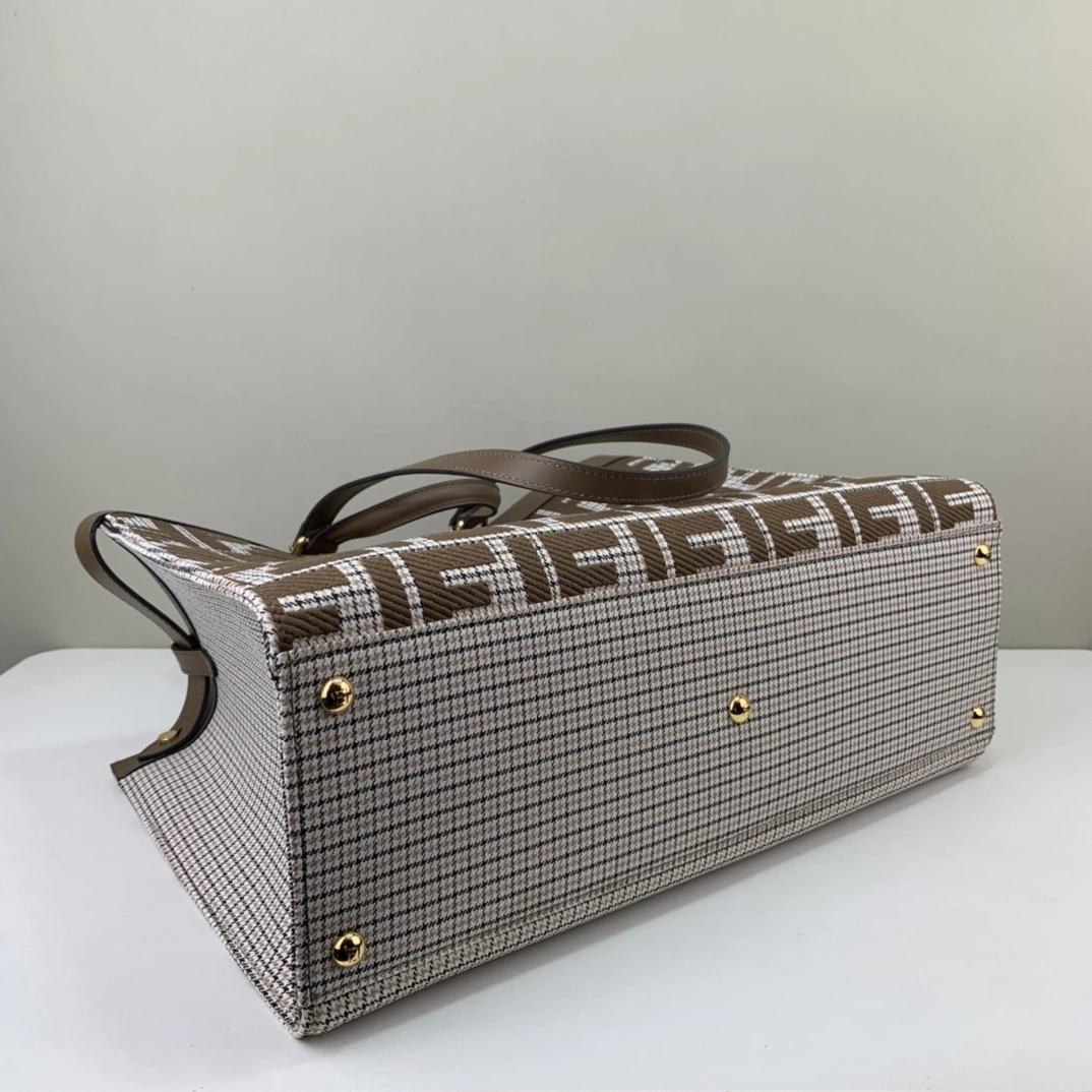 MultiPurpose Fendi Peekaboo Bags 69884