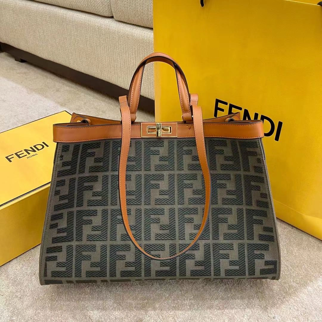 Fendi Peekaboo Bags GoAnywhere 69881