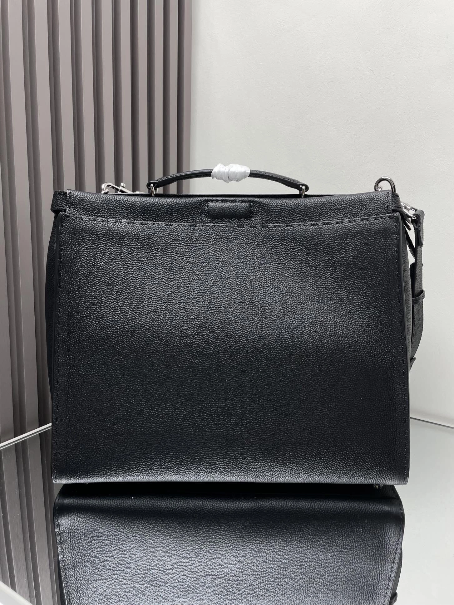 EyeCatching Fendi Peekaboo Bags 69879