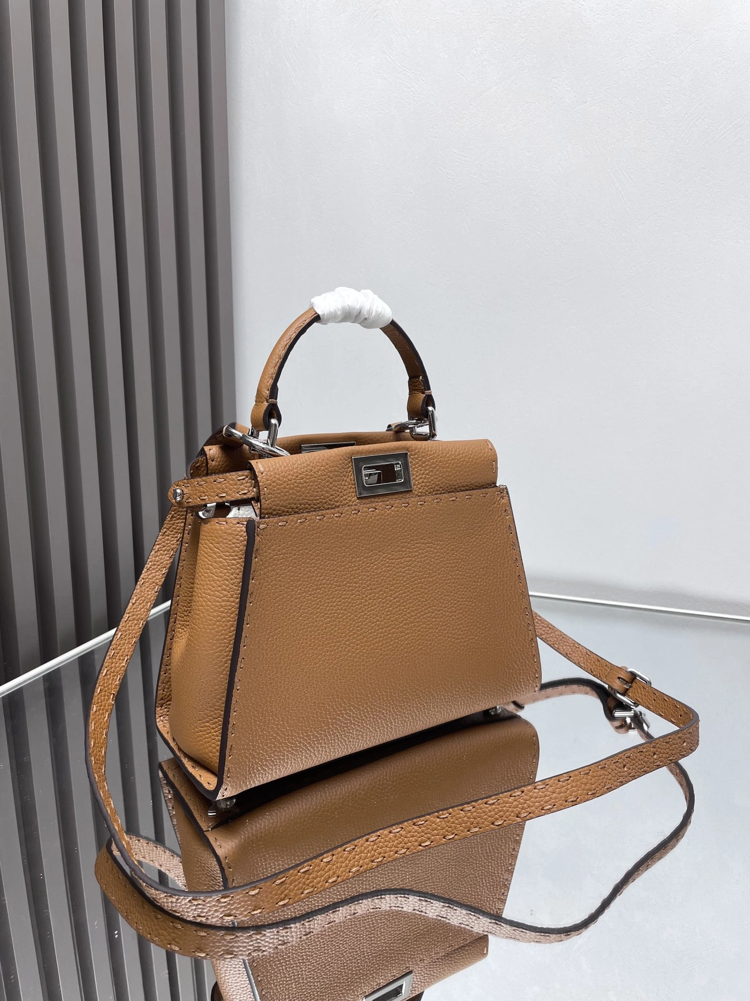Cozy Fendi Peekaboo Bags 69889
