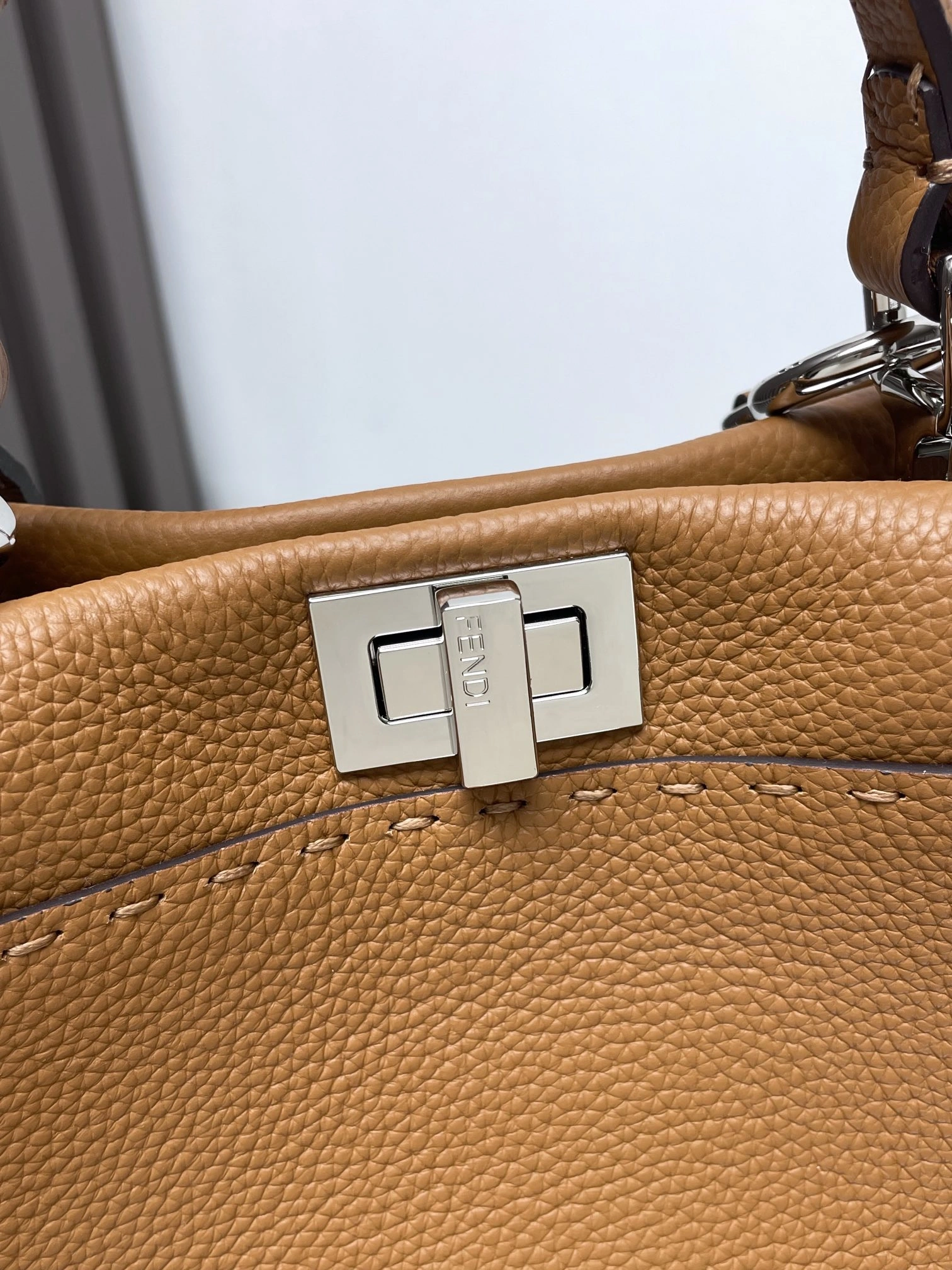 Cozy Fendi Peekaboo Bags 69889
