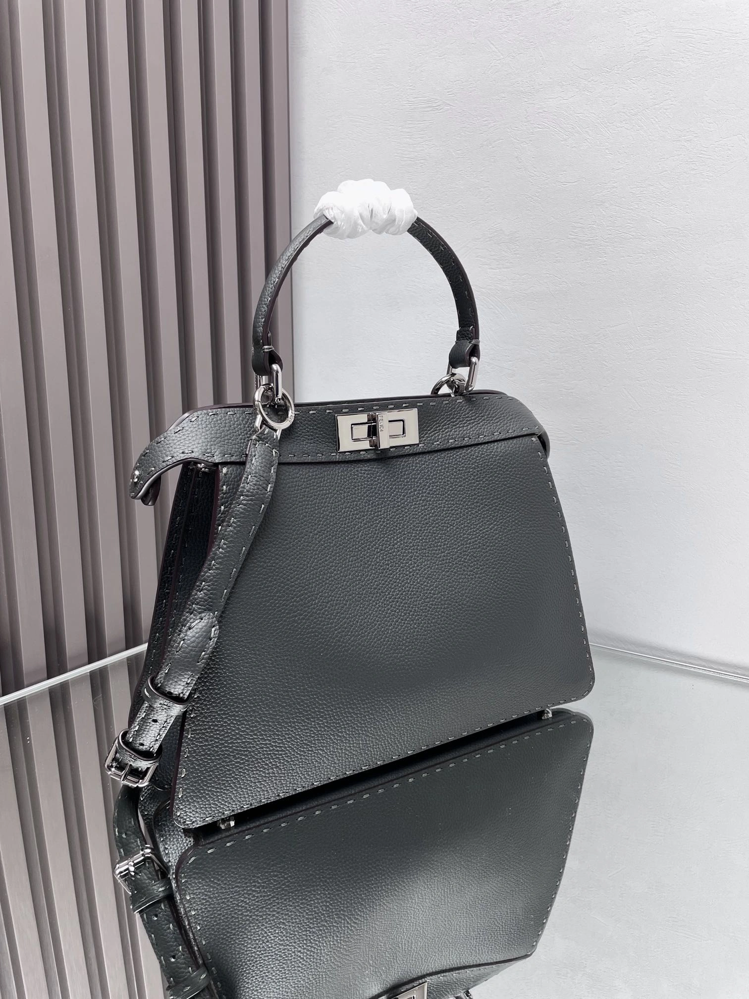 Fendi Peekaboo Bags Bold 69874