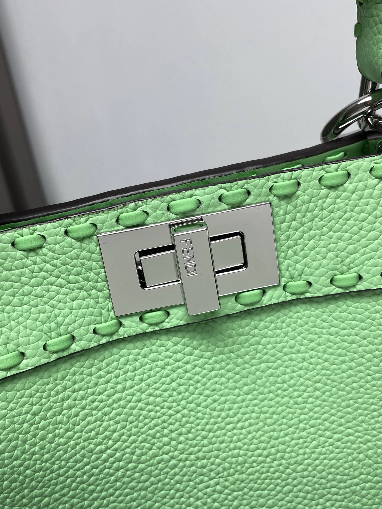 Tailored Fendi Peekaboo Bags 69888