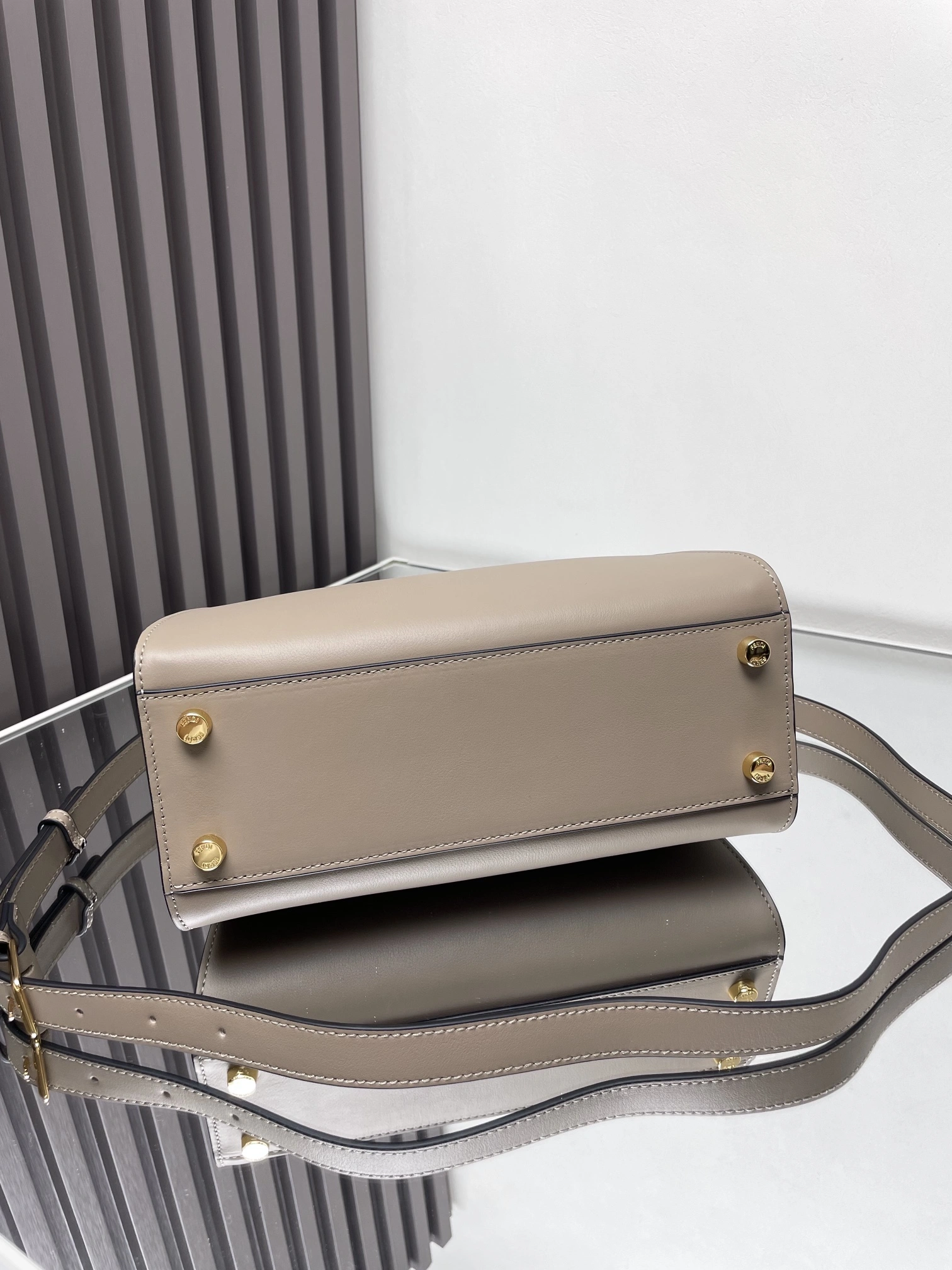 Fendi Peekaboo Bags DailyWear 69869