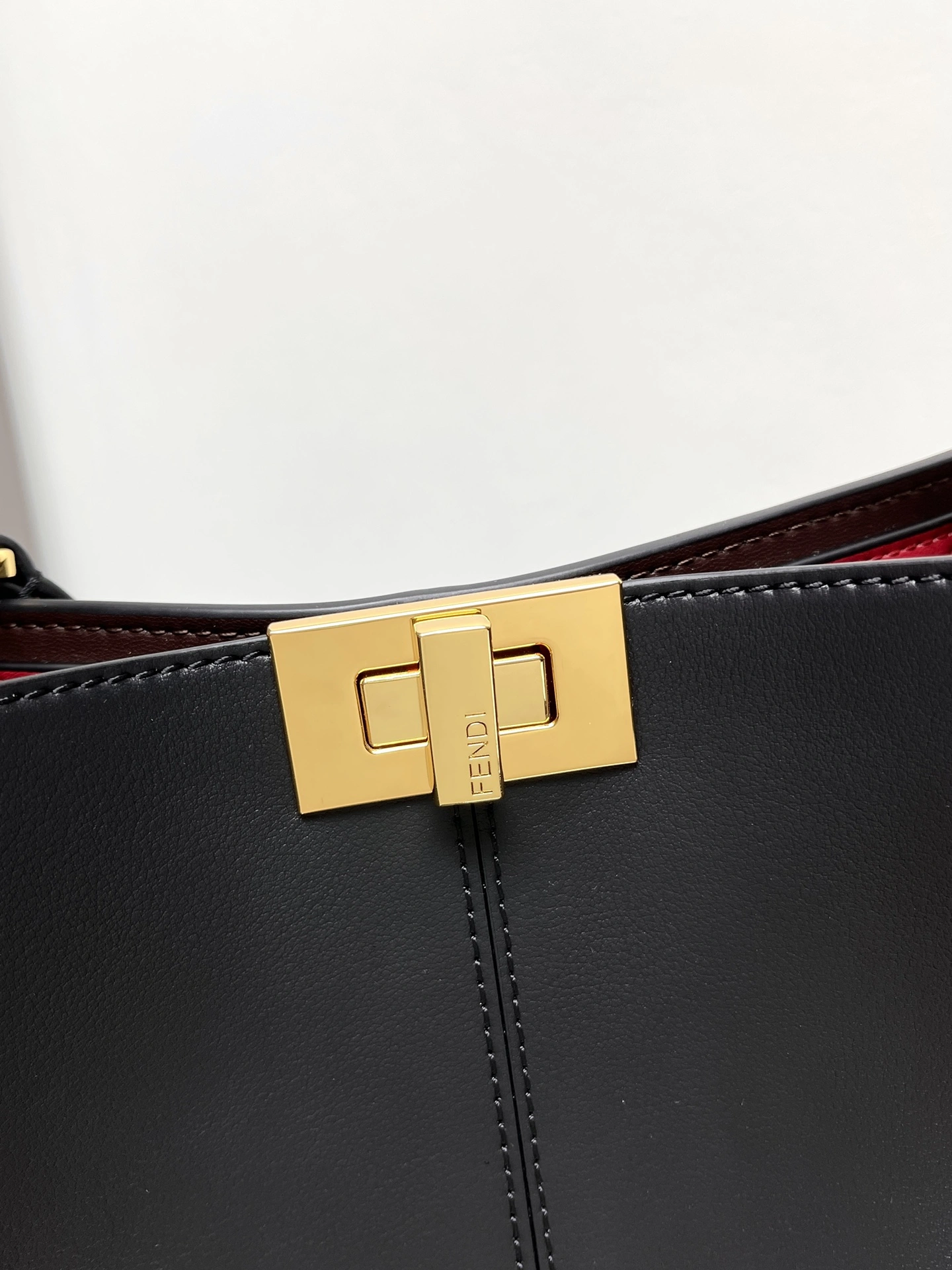 Fendi Peekaboo Bags HighQuality 69946