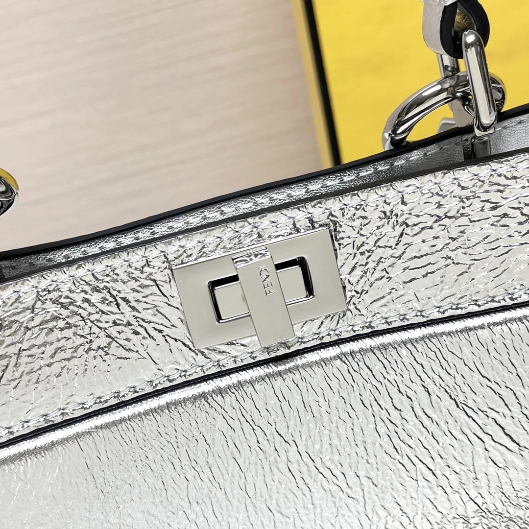 Cozy Fendi Peekaboo Bags 69863