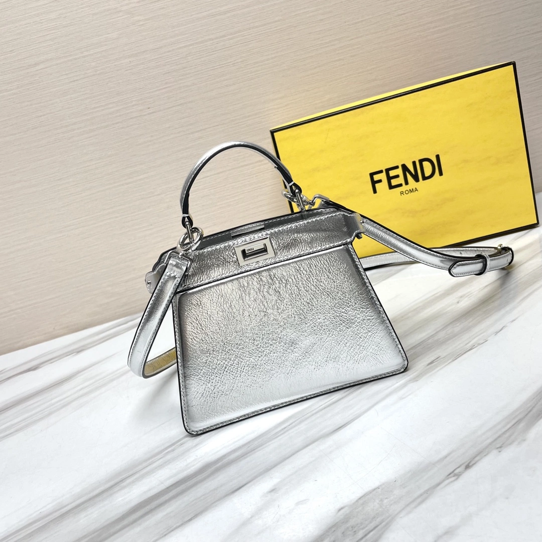 Cozy Fendi Peekaboo Bags 69863