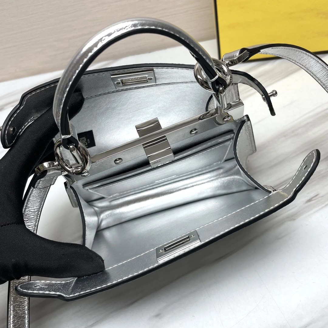 Cozy Fendi Peekaboo Bags 69863