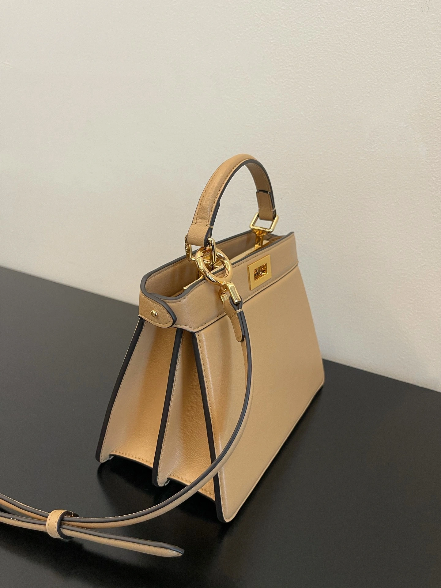 Fendi Peekaboo Bags Practical 69870
