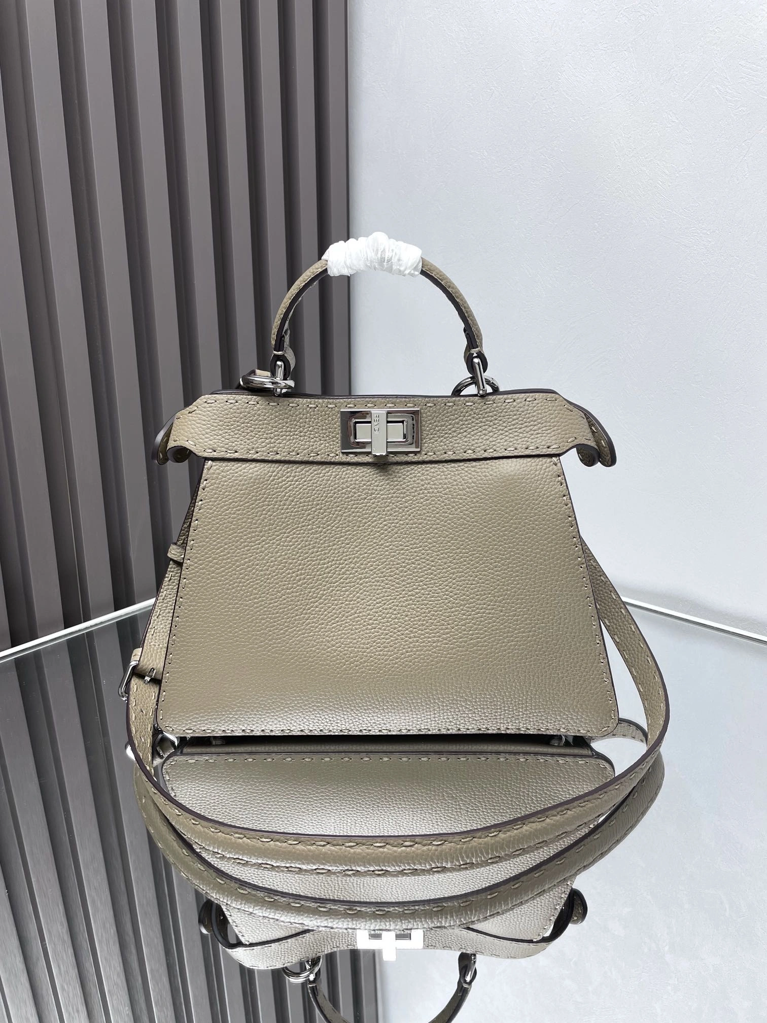 Durable Fendi Peekaboo Bags 69856