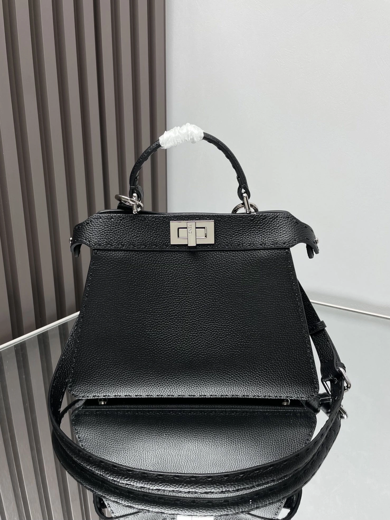 Contemporary Fendi Peekaboo Bags 69854