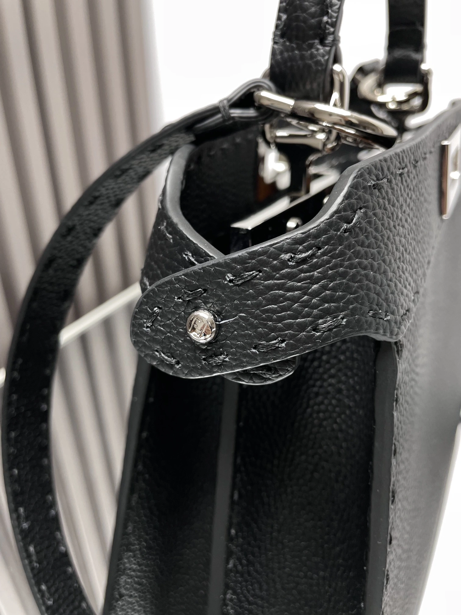Contemporary Fendi Peekaboo Bags 69854