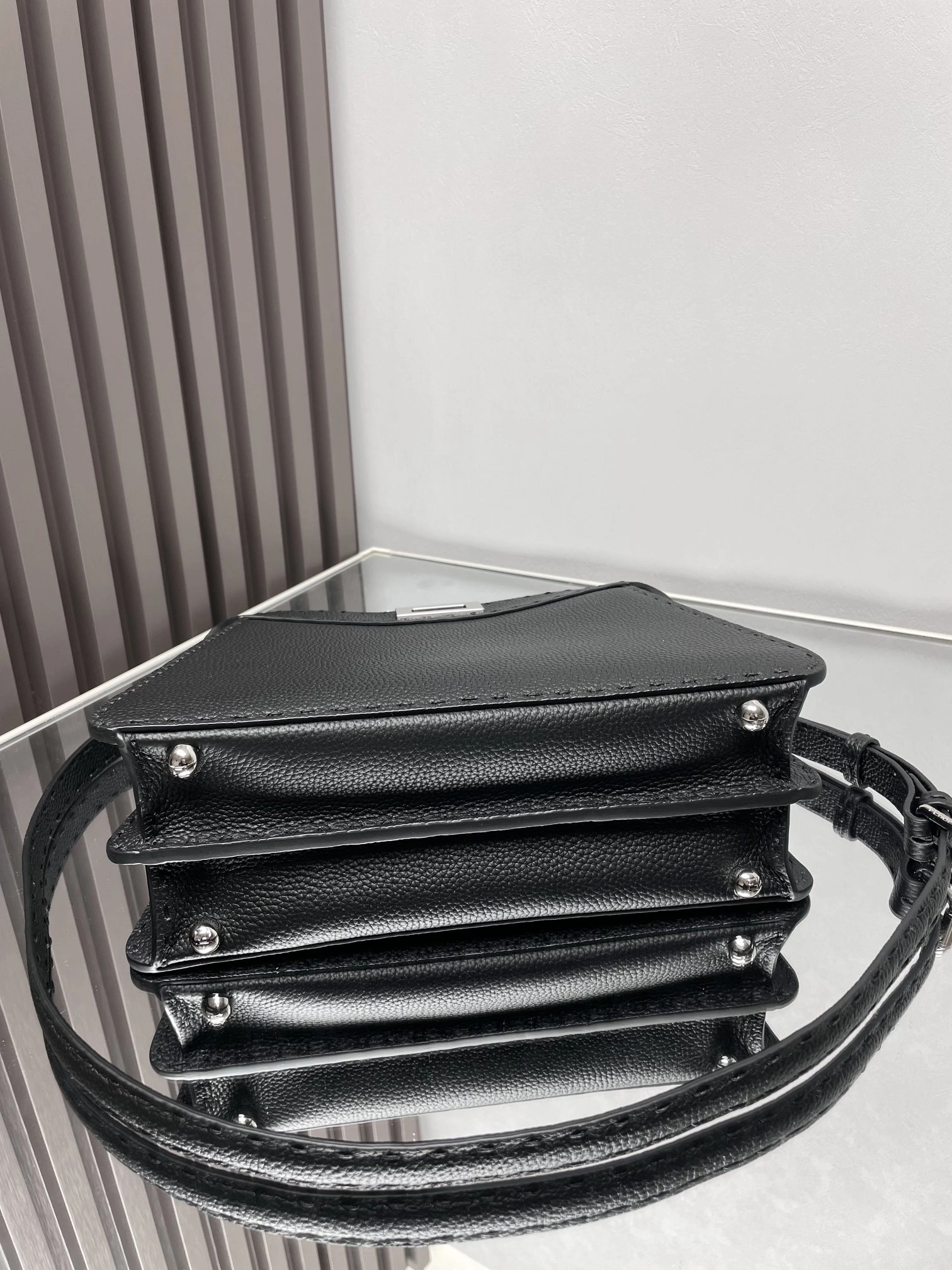 Contemporary Fendi Peekaboo Bags 69854