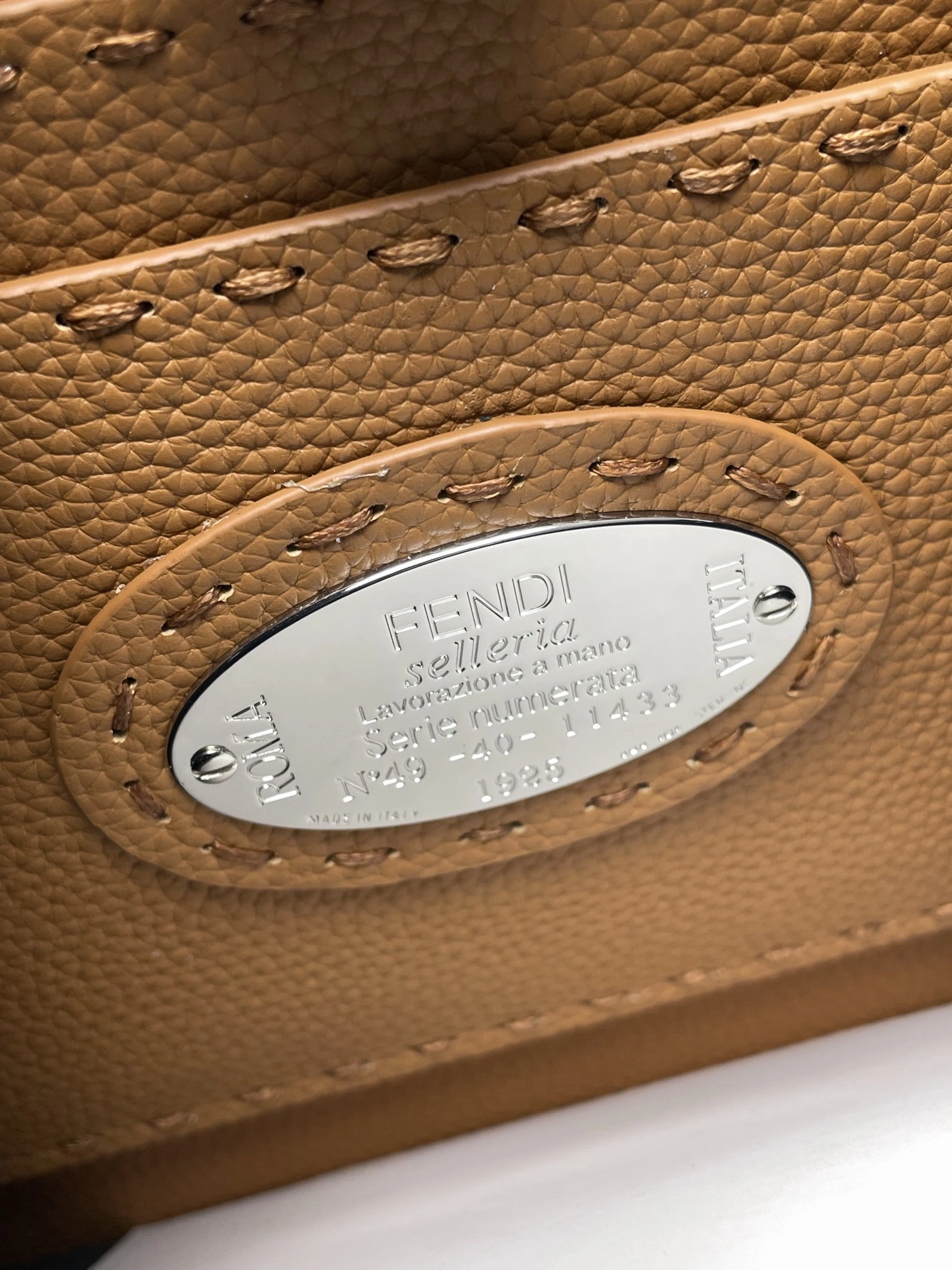 Contemporary Fendi Peekaboo Bags 69854