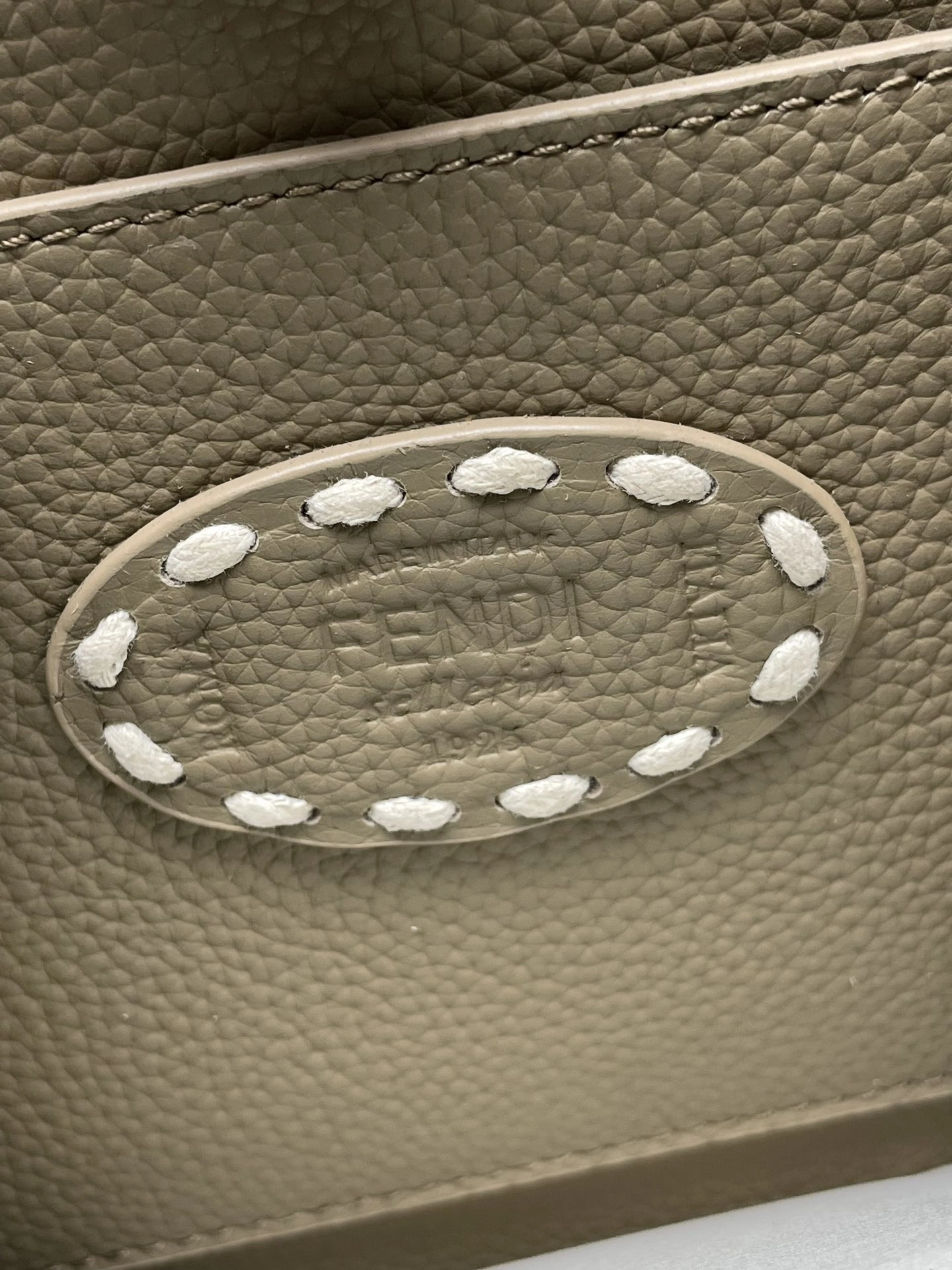 UrbanChic Fendi Peekaboo Bags 69831