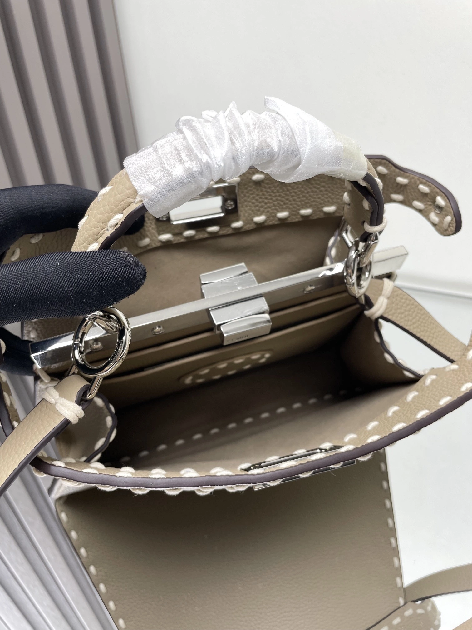UrbanChic Fendi Peekaboo Bags 69831