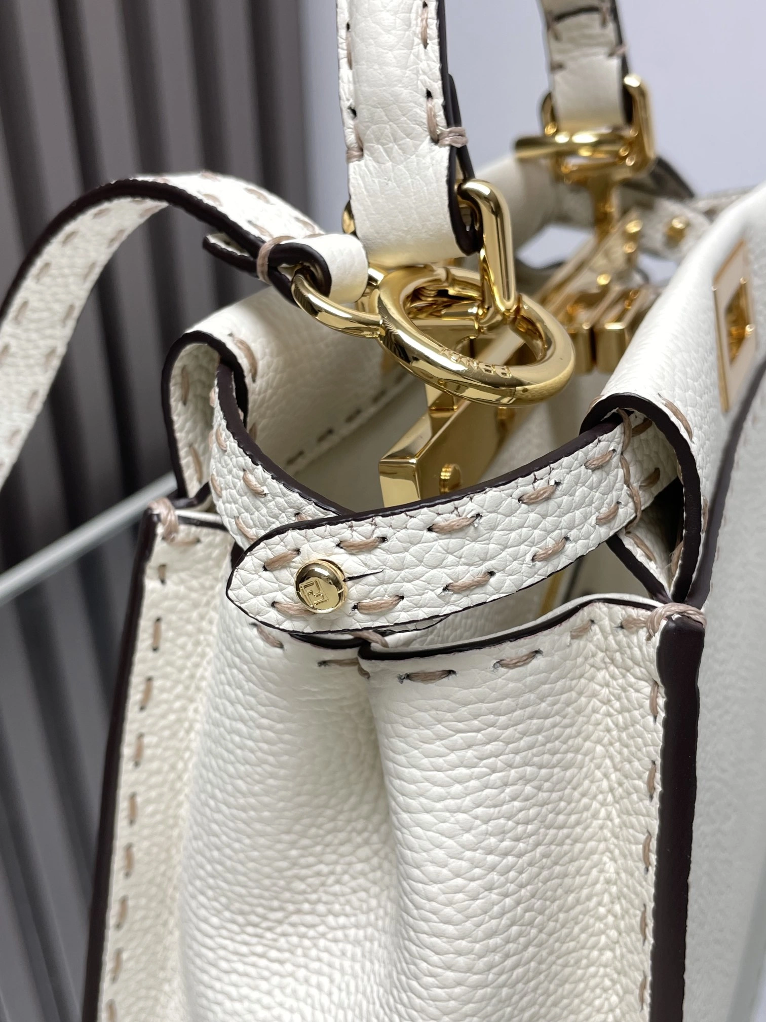 Elegant Fendi Peekaboo Bags 69848